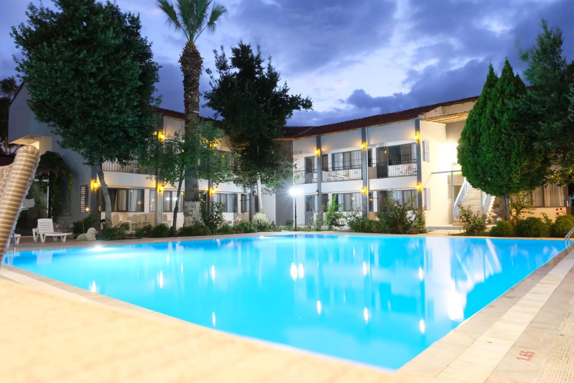 Artemis Yoeruek Otel Old Town パムッカレ エクステリア 写真