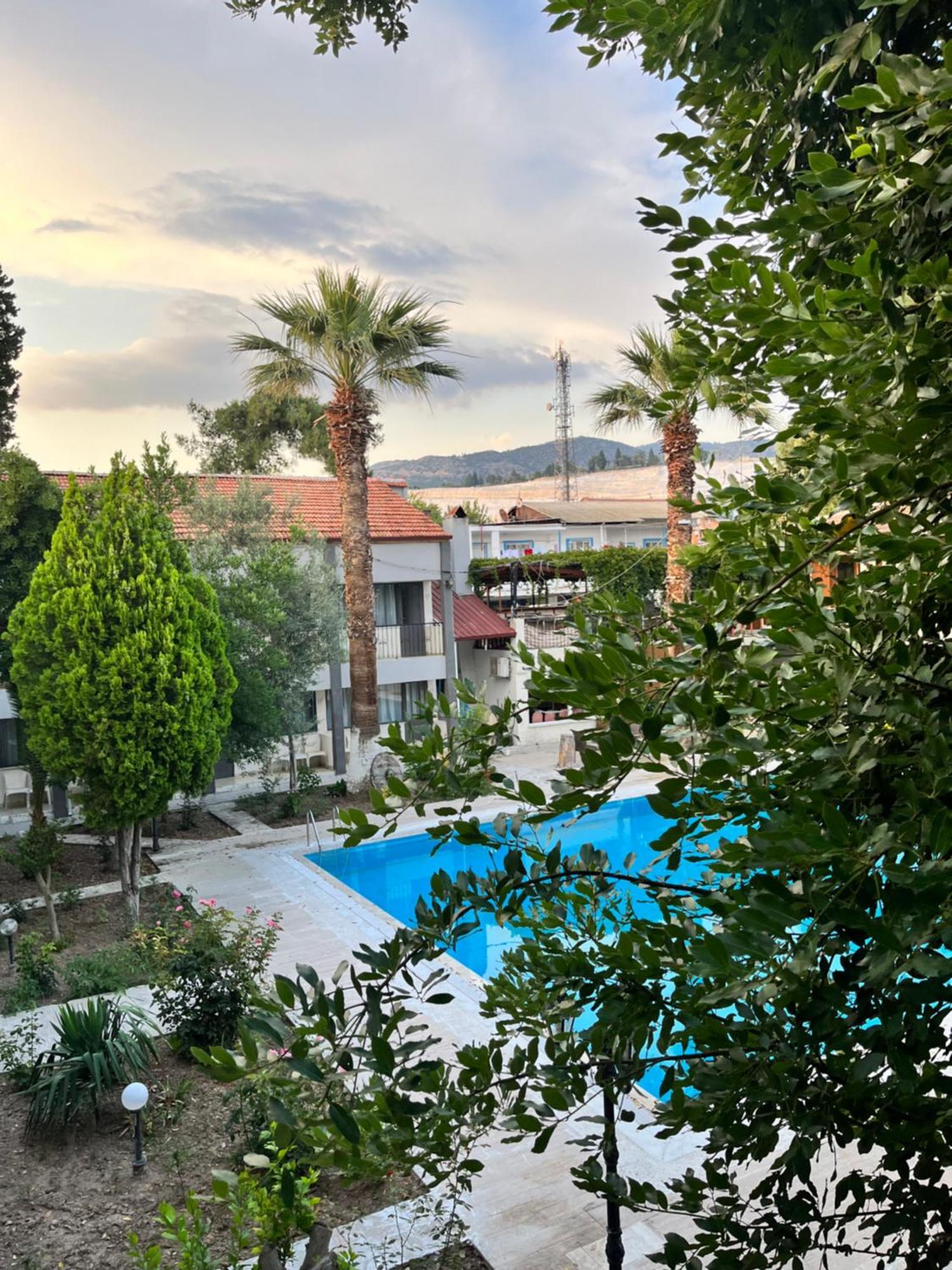 Artemis Yoeruek Otel Old Town パムッカレ エクステリア 写真